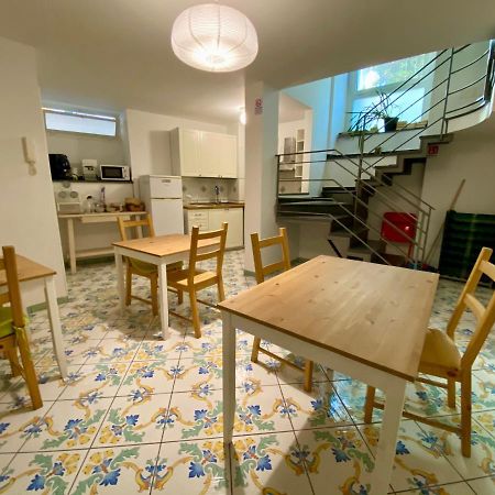 Borgo Belvedere Bed and Breakfast Napels Buitenkant foto