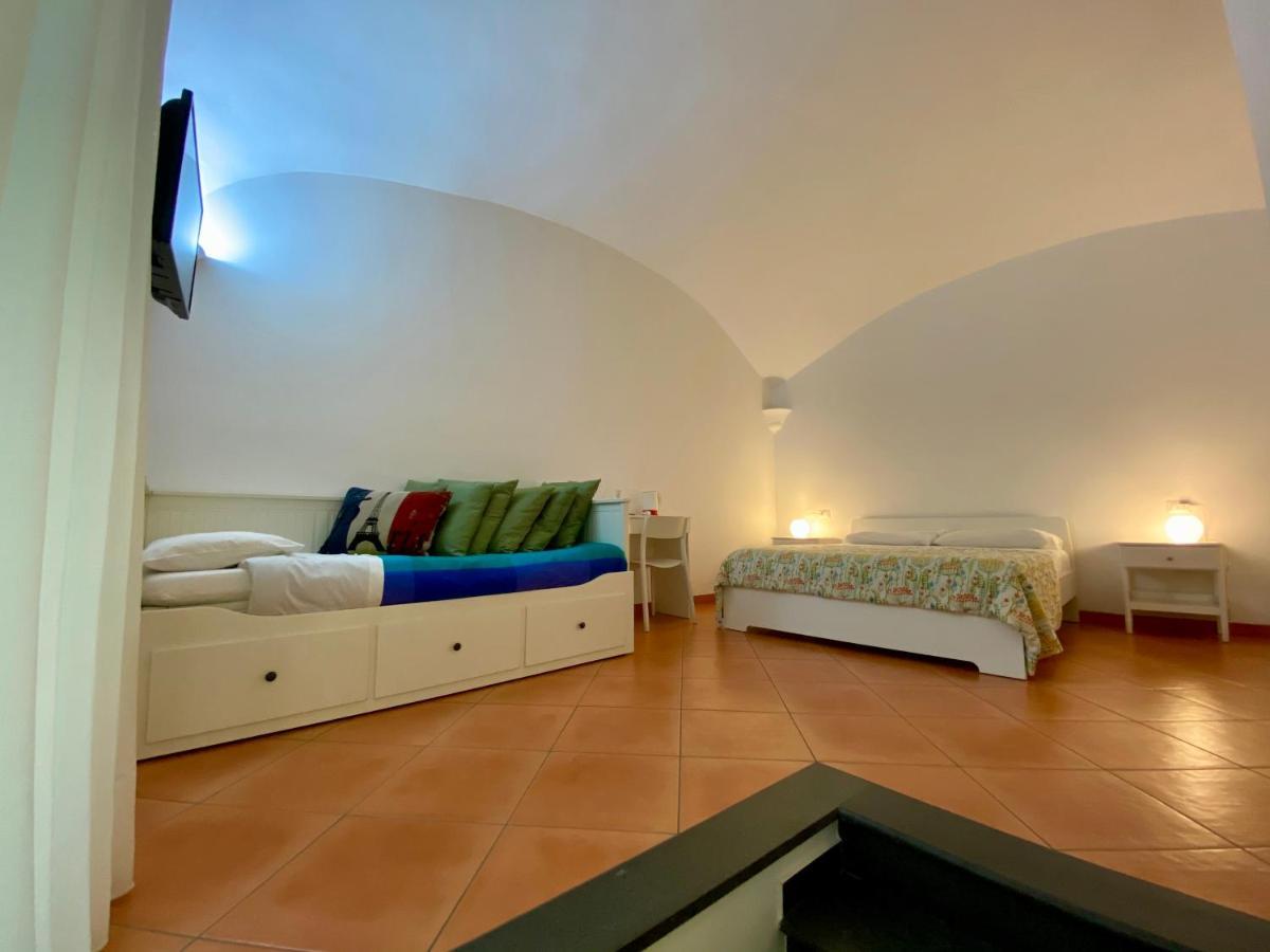 Borgo Belvedere Bed and Breakfast Napels Buitenkant foto