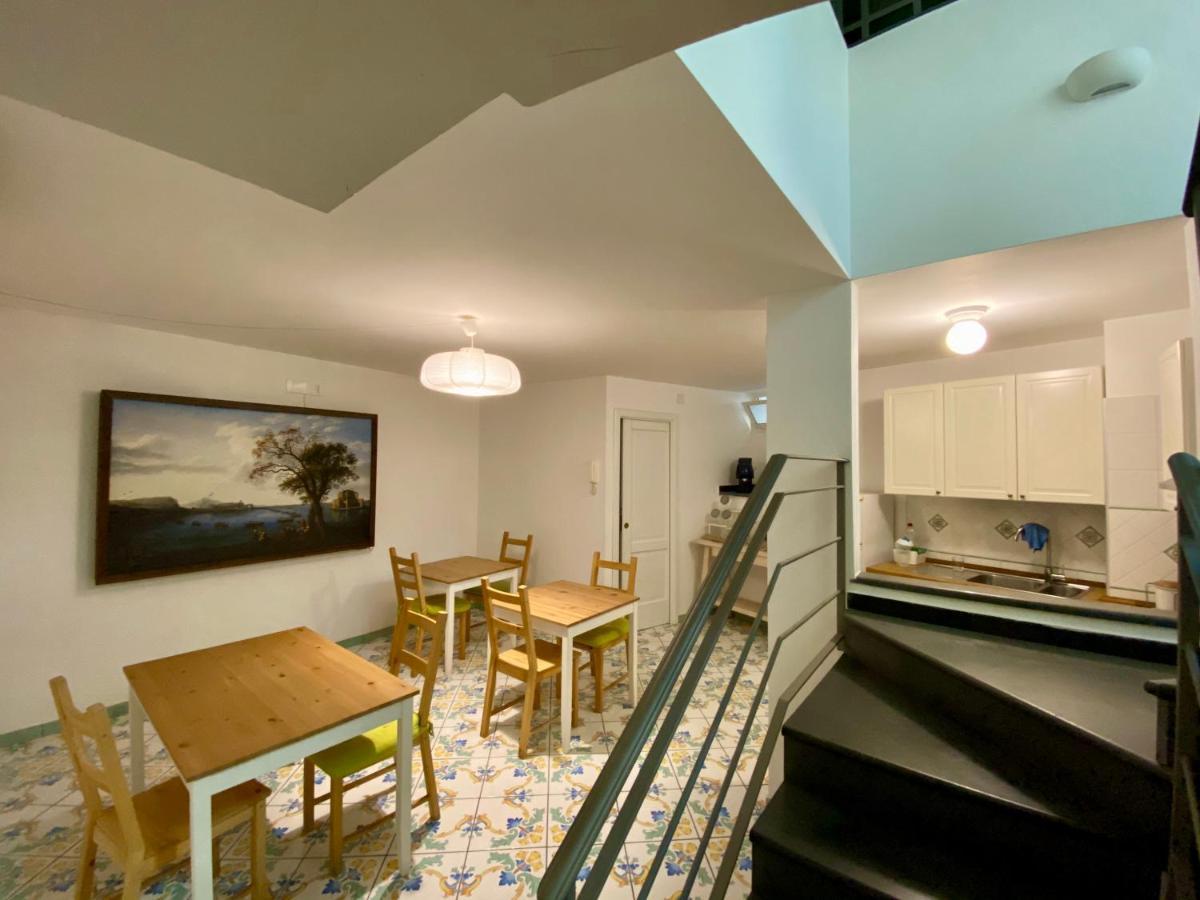 Borgo Belvedere Bed and Breakfast Napels Buitenkant foto