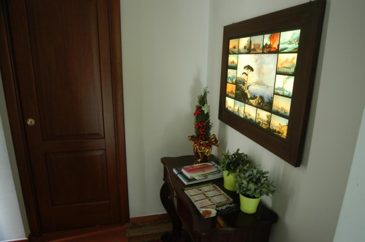 Borgo Belvedere Bed and Breakfast Napels Buitenkant foto